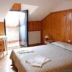 Hotel La Perla