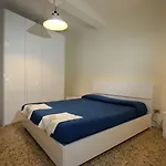 La Perla Hotel *