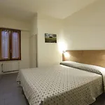 Hotel La Perla *