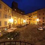 Hotel La Perla