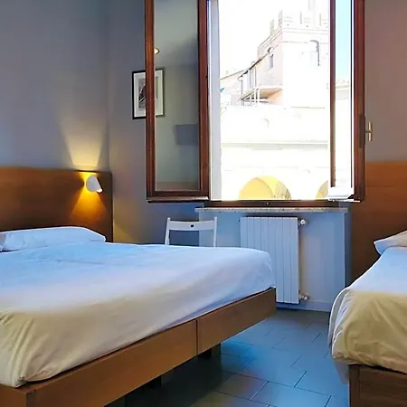 Hotell La Perla *
