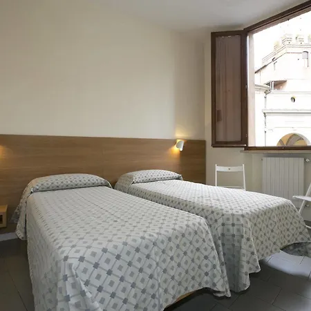 La Perla Hotel